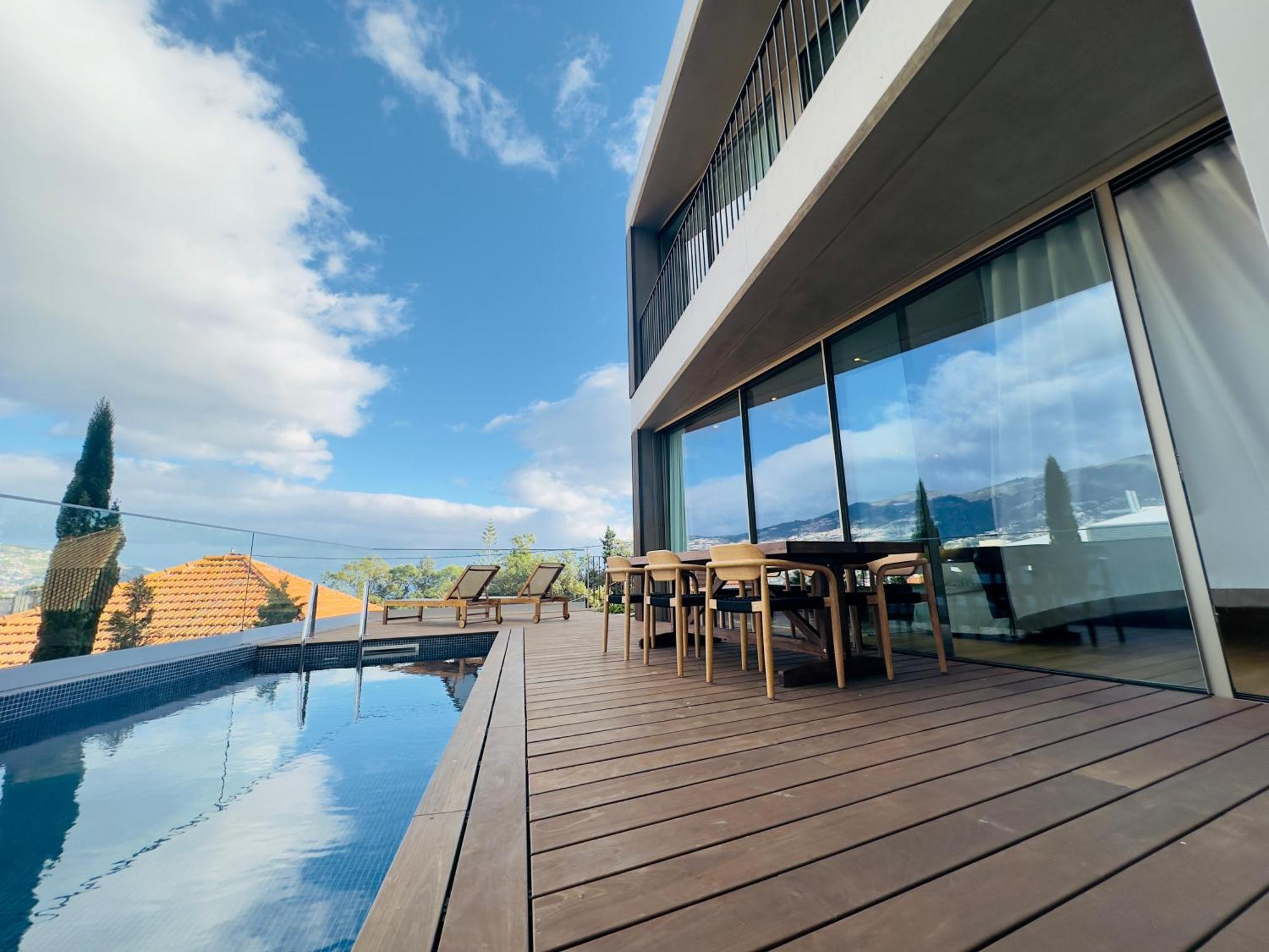 Blue Boat By Madeira Best Apartments ฟุงชาล ภายนอก รูปภาพ