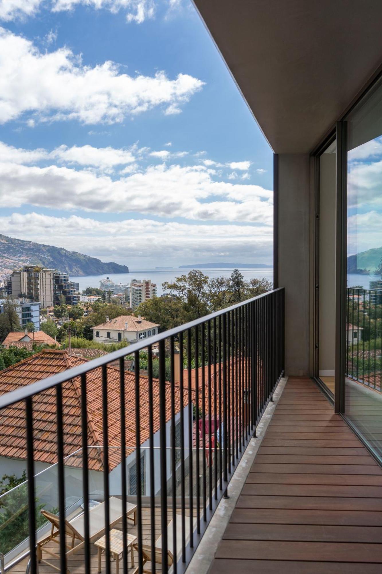 Blue Boat By Madeira Best Apartments ฟุงชาล ภายนอก รูปภาพ
